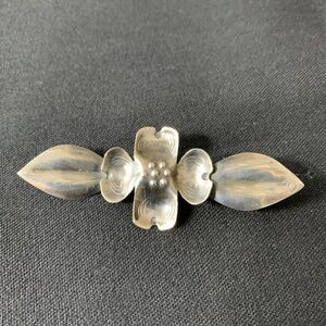 VINTAGE STERLING SILVER 925 HANDMADE DOGWOOD FLOWER ETCHED LEAVES  PIN 2-1/2"